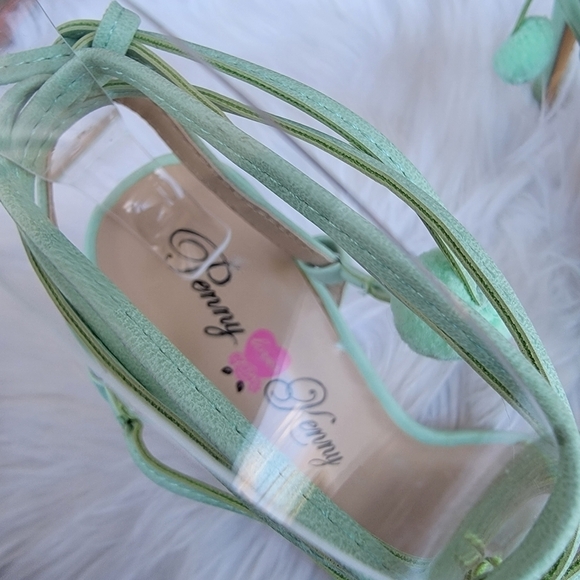 Penny Loves Kenny Pom Pom Heels 9 - Picture 7 of 7